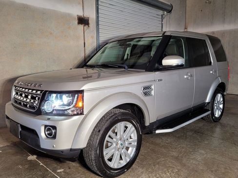Used 2015 Land Rover LR4 HSE LUX image 5