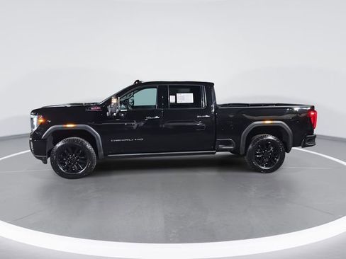 Used 2021 GMC Sierra 2500 Denali w/ Denali Black Diamond Edition image 6