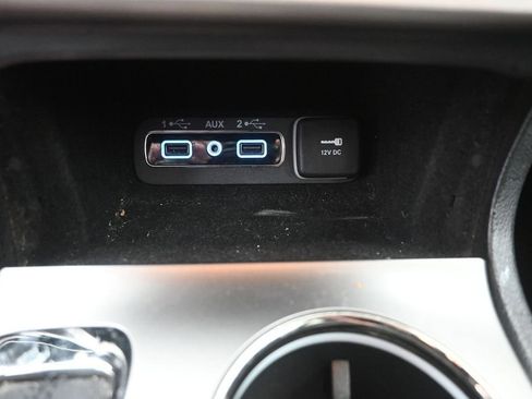 Used 2019 Jeep Grand Cherokee High Altitude RWD image 27