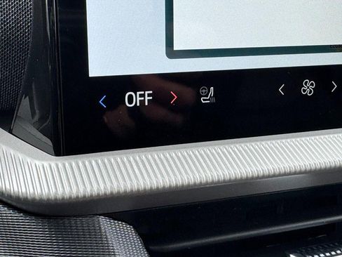 New 2026 Ford Explorer ST-Line image 20