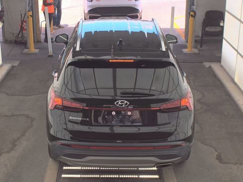 Used 2023 Hyundai Santa Fe SEL FWD image 7