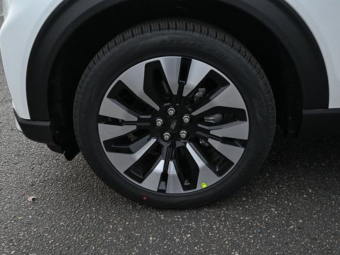 New 2026 Ford Explorer Platinum w/ LUX Leather Package image 12