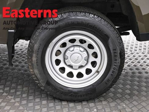 Used 2023 Chevrolet Colorado W/T image 32