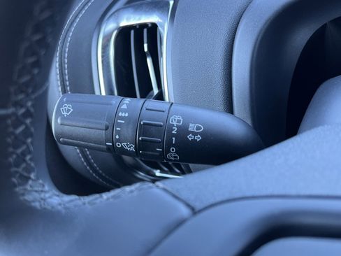 Used 2025 Ford Expedition Max Platinum w/ Stealth Performance Package image 14