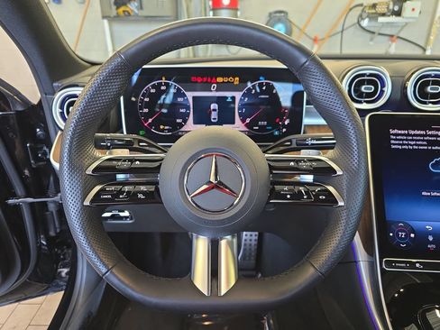 Used 2025 Mercedes-Benz C 300 Sedan image 20