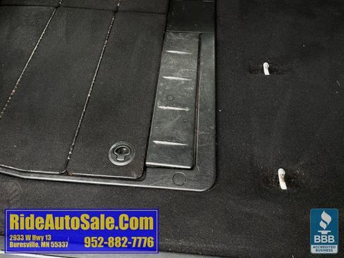 Used 2011 Dodge Grand Caravan Express FWD image 28