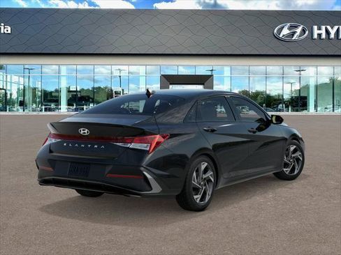 New 2026 Hyundai Elantra SEL Sport Premium w/ Cargo Package FWD image 4