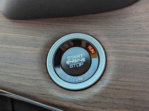 Used 2024 Jeep Grand Cherokee Summit w/ High Altitude Package image 36