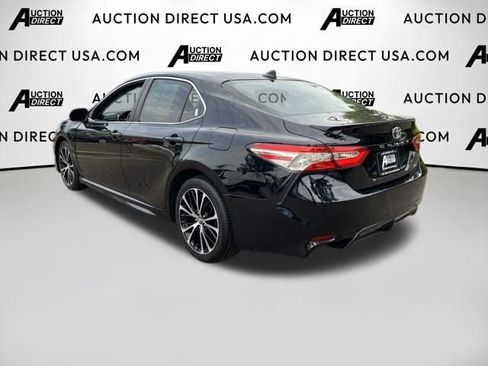 Used 2020 Toyota Camry SE FWD image 20