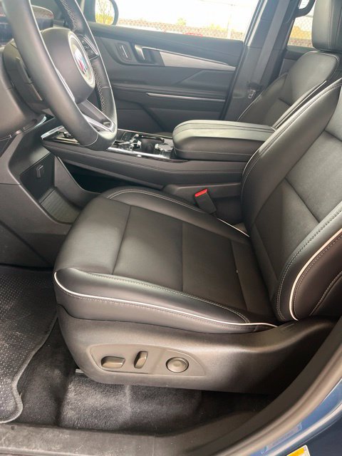 Used 2026 Buick Enclave Preferred FWD image 12