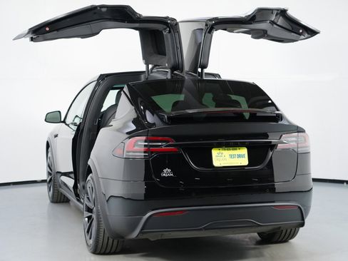 Used 2023 Tesla Model X image 52