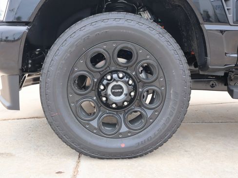 New 2026 Ford F250 Lariat w/ Black Appearance Package image 20