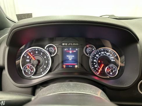 New 2026 RAM 1500 4x4 Crew Cab image 12