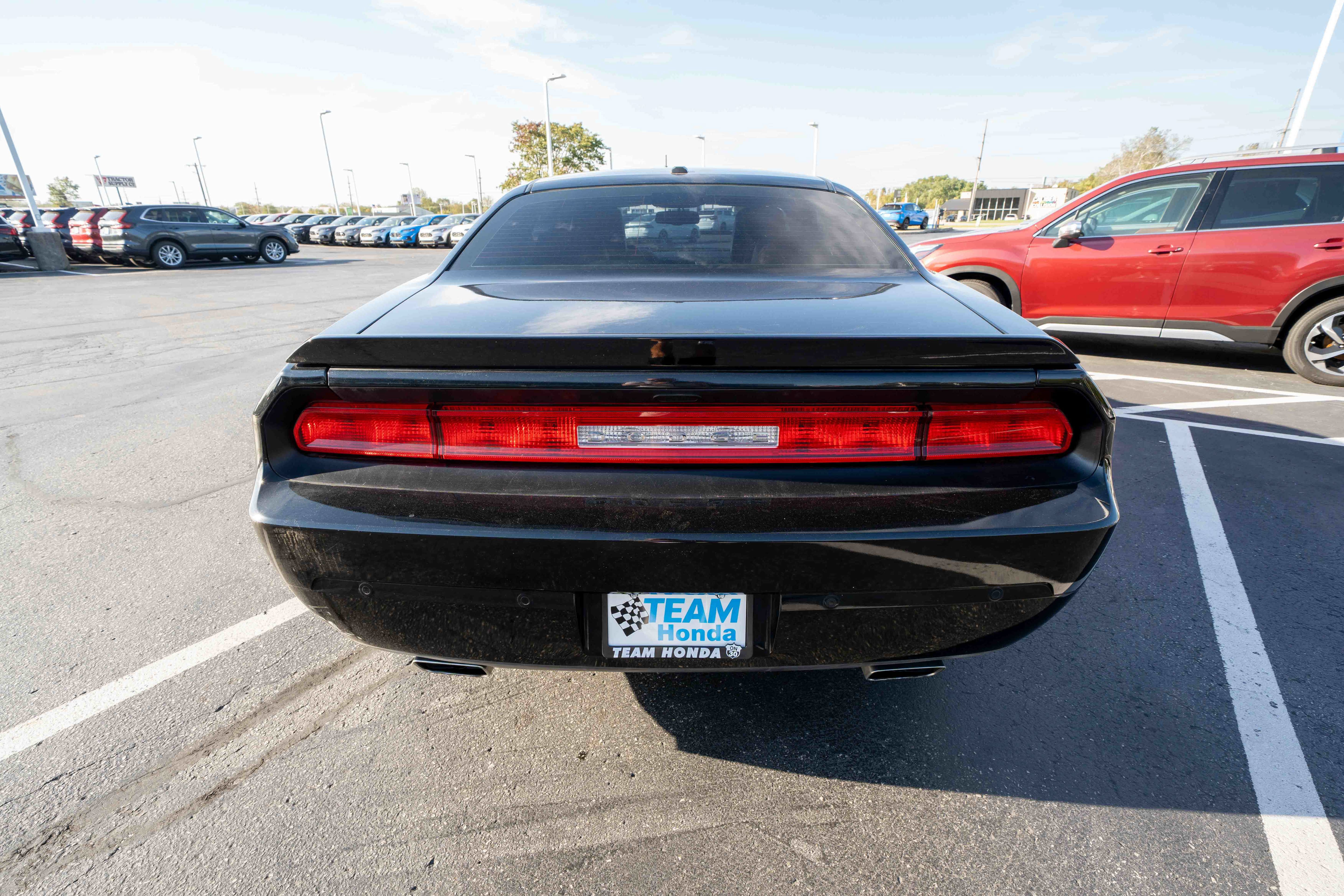 Used 2014 Dodge Challenger SXT RWD image 5