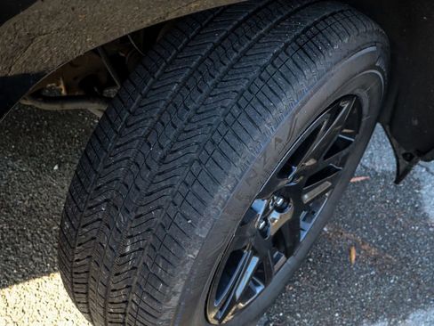 Certified 2023 Chevrolet Silverado 1500 RST image 40