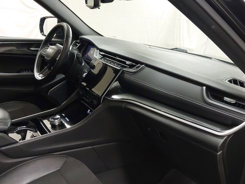 Used 2022 Jeep Grand Cherokee L Laredo AWD/4WD image 28