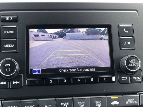 Certified 2021 Honda Odyssey LX image 22