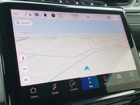 Used 2023 Jeep Grand Cherokee L Limited image 24