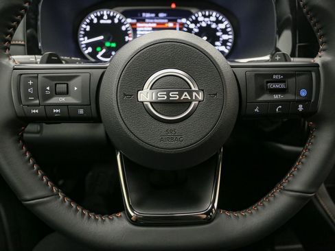 Used 2025 Nissan Pathfinder Rock Creek image 37