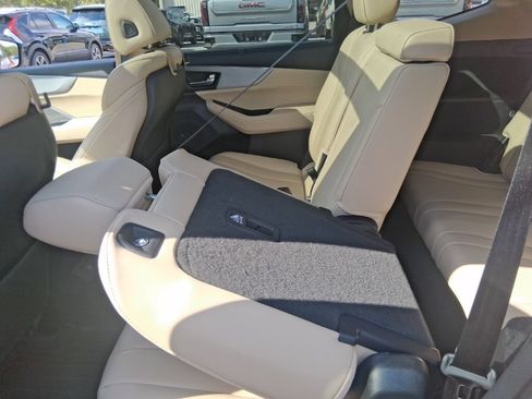 Used 2024 Acura MDX SH-AWD w/ Technology Package image 18