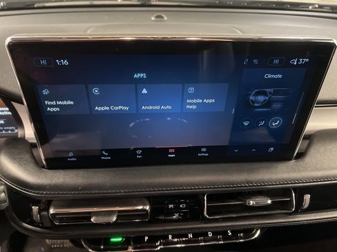 Certified 2022 Lincoln Nautilus AWD image 8