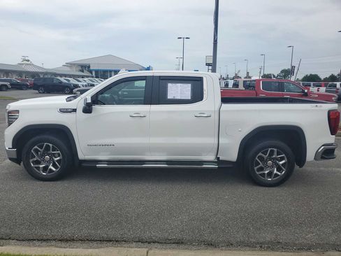 Used 2024 GMC Sierra 1500 SLT w/ SLT Premium Plus Package AWD/4WD image 2