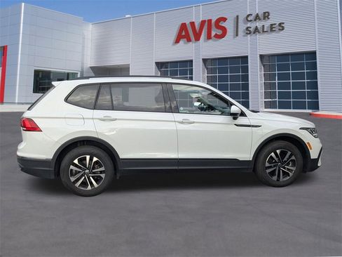 Used 2024 Volkswagen Tiguan S image 5