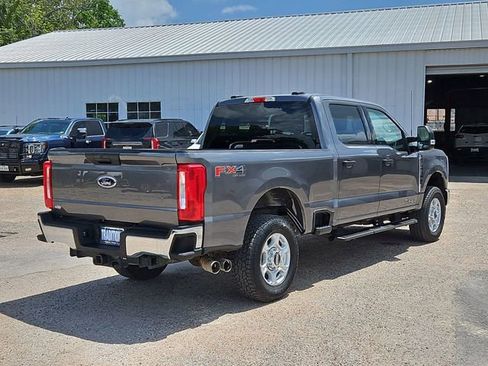 Used 2025 Ford F250 XLT w/ FX4 Off-Road Package AWD/4WD image 37