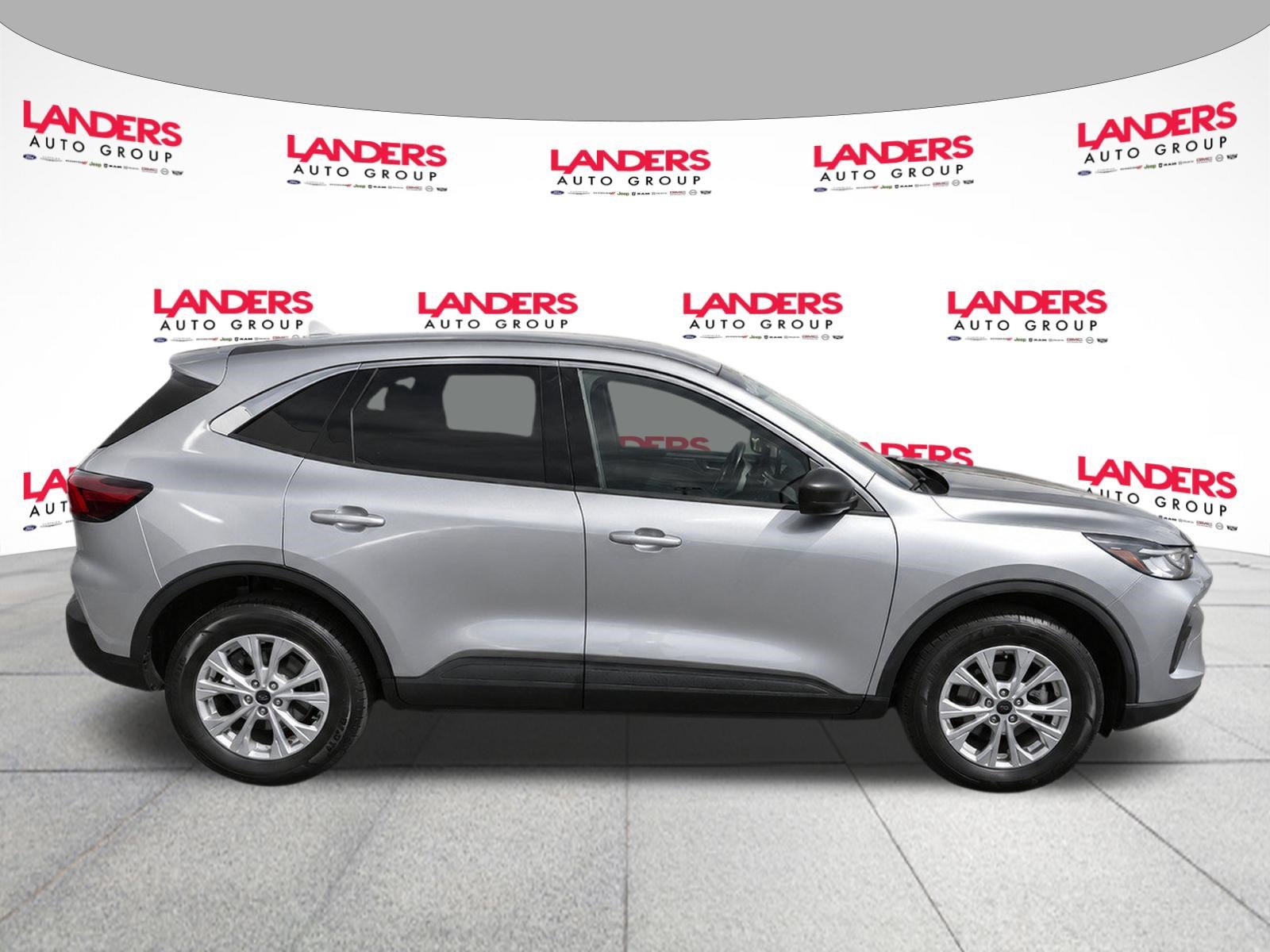 Certified 2024 Ford Escape Active AWD/4WD image 7