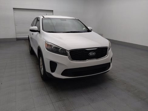 Used 2019 Kia Sorento FWD image 14