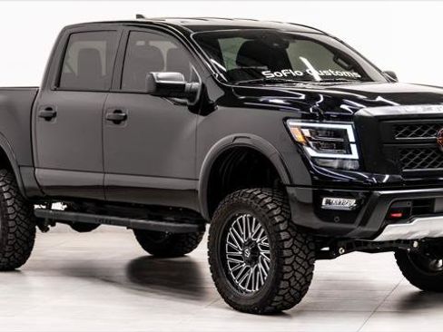 Used 2024 Nissan Titan PRO-4X w/ Pro-4x Utility Package AWD/4WD image 5