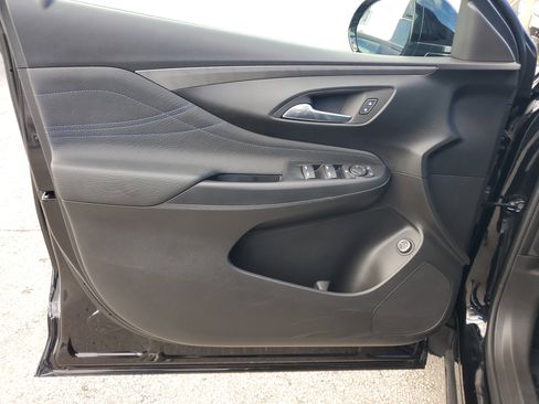 Used 2024 Buick Envista Sport Touring w/ Convenience I Package image 22