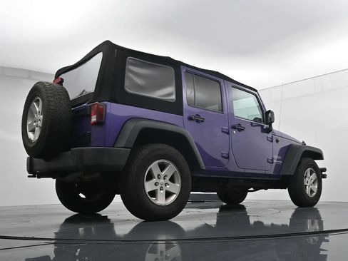 Used 2018 Jeep Wrangler Unlimited Sport S AWD/4WD image 23