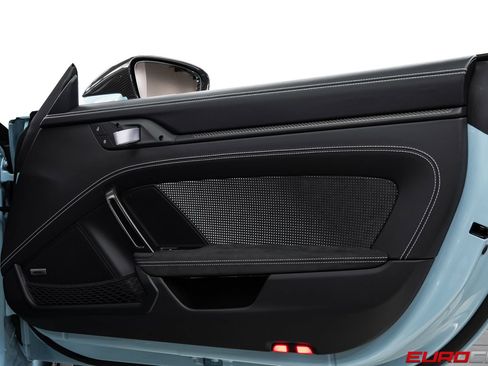 Used 2025 Porsche 911 GT3 RS RWD image 28