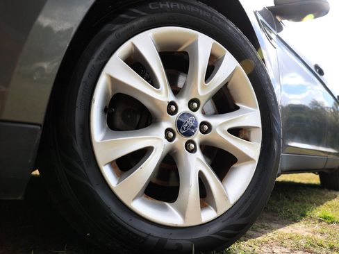 Used 2012 Ford Taurus SEL image 29