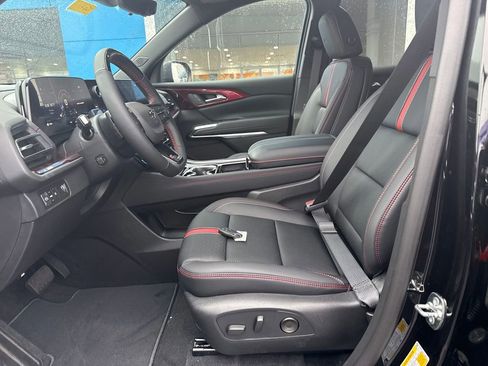 New 2026 Chevrolet Traverse RS FWD image 10