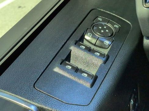 Certified 2019 Ford F150 Raptor w/ Equipment Group 802A Luxury image 24