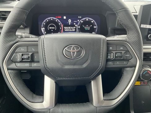 New 2025 Toyota Tacoma TRD Off-Road image 11