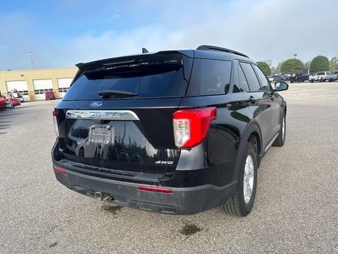 Used 2023 Ford Explorer XLT w/ Class IV Trailer Tow Package AWD/4WD image 12