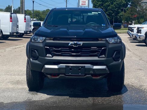 New 2026 Chevrolet Colorado Trail Boss w/ LPO, Skid Plate Package AWD/4WD image 8