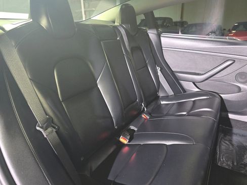 Used 2022 Tesla Model 3 Long Range AWD/4WD image 25