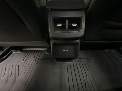 Certified 2026 Chevrolet Equinox EV LT FWD image 20