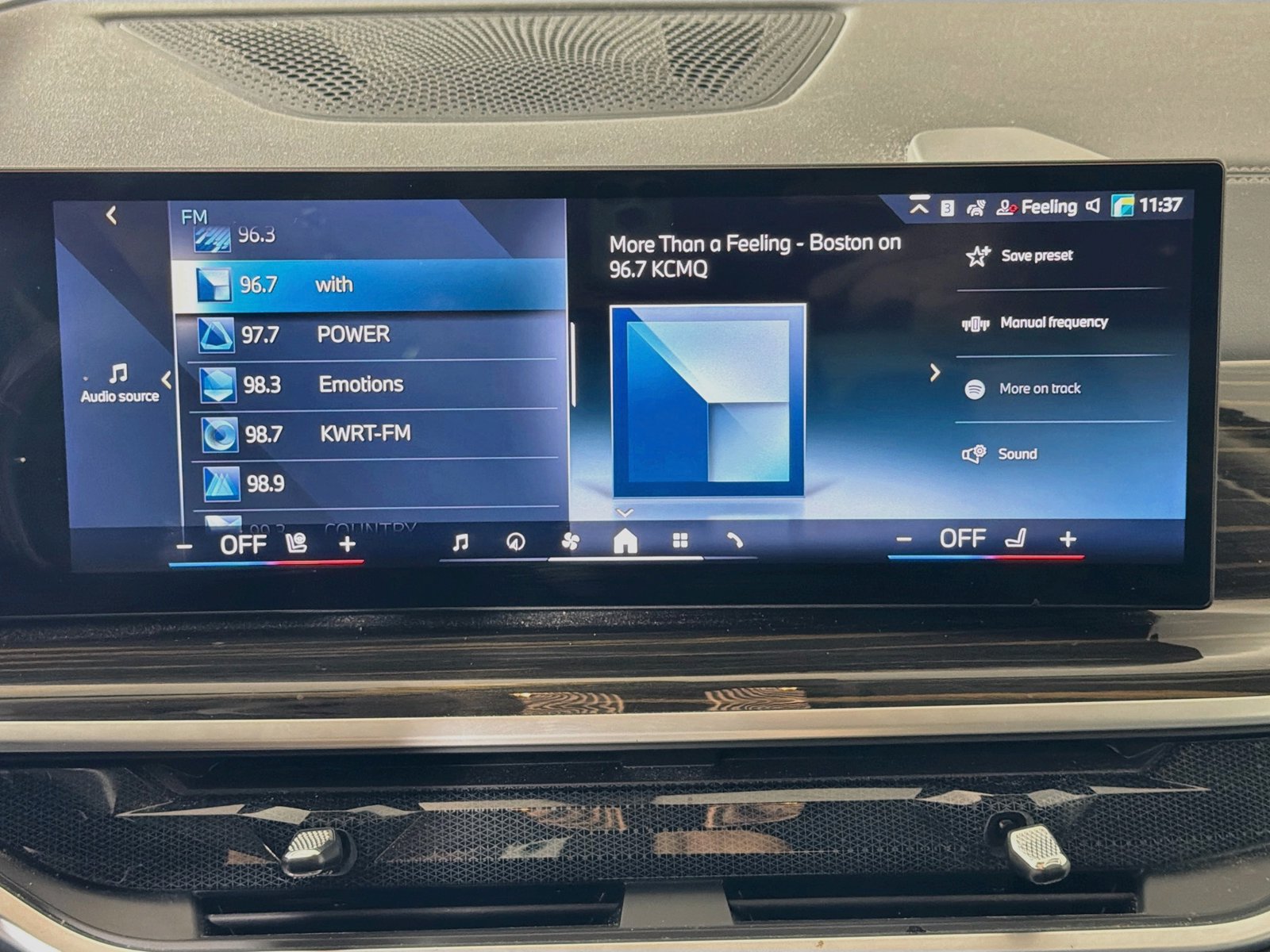 Certified 2024 BMW X7 xDrive40i w/ Premium Package AWD/4WD image 22