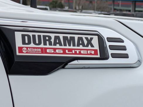 Certified 2024 GMC Sierra 2500 Pro w/ Convenience Package image 11