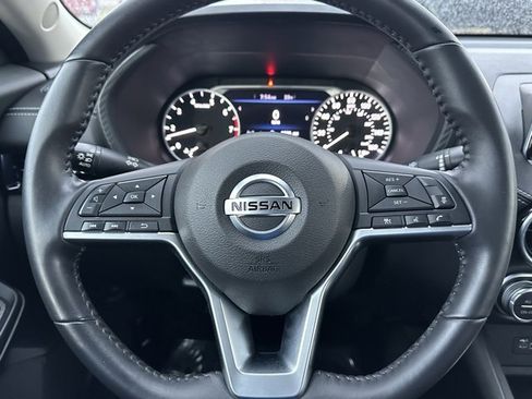 Used 2020 Nissan Sentra SV image 41