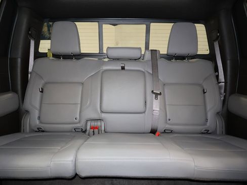 Certified 2021 GMC Sierra 1500 SLT w/ SLT Convenience Package image 33