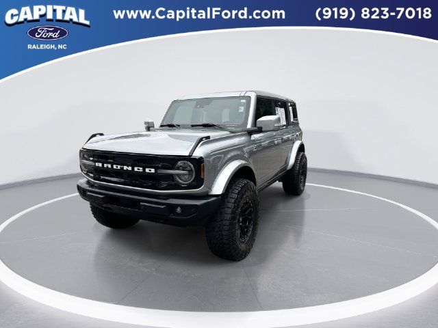 Used 2023 Ford Bronco Outer Banks AWD/4WD image 4