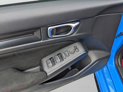 Used 2023 Honda Civic Type R image 18