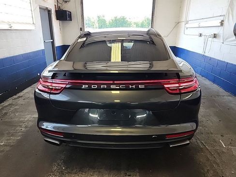 Used 2018 Porsche Panamera 4 AWD/4WD image 4