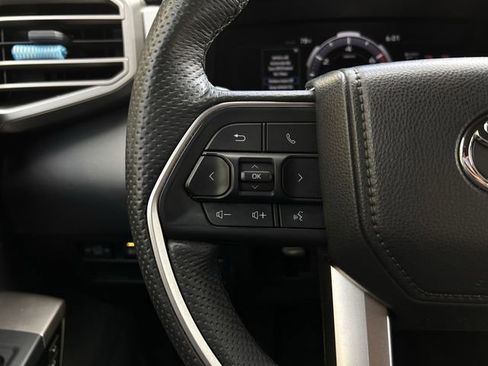 Used 2025 Toyota Tundra Limited image 14